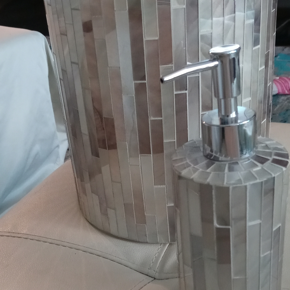 Bathroom set Glass Tile soap dispenser and trash can